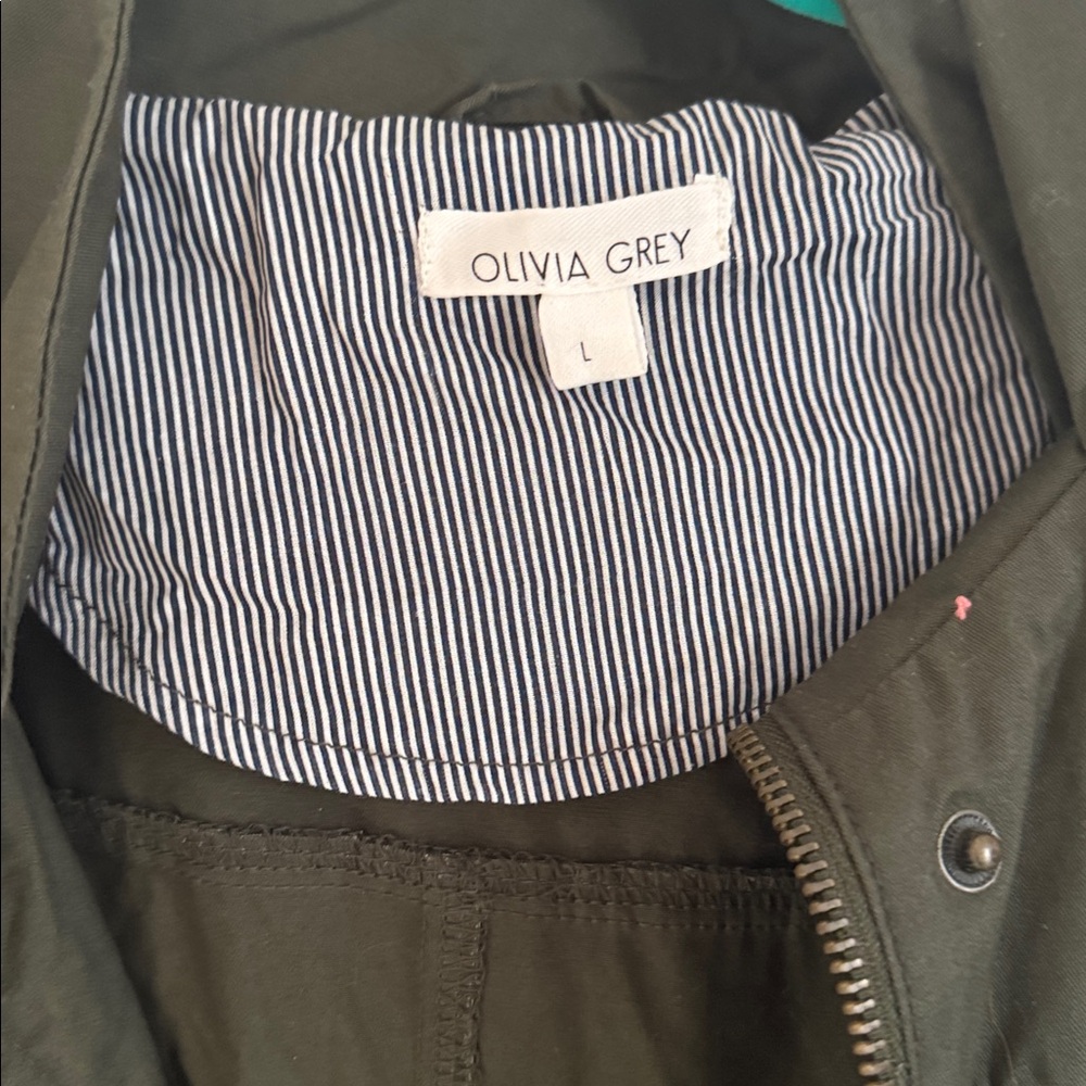 Green jacket - Picture 3 of 4
